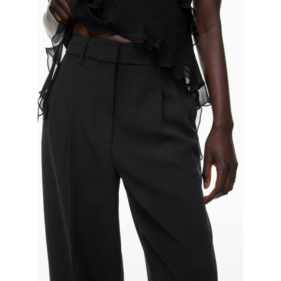 Aritzia WILFRED Carrot Black Crepe Tapered Leg Pleated Trousers Pants, Size 10 - Picture 13 of 14